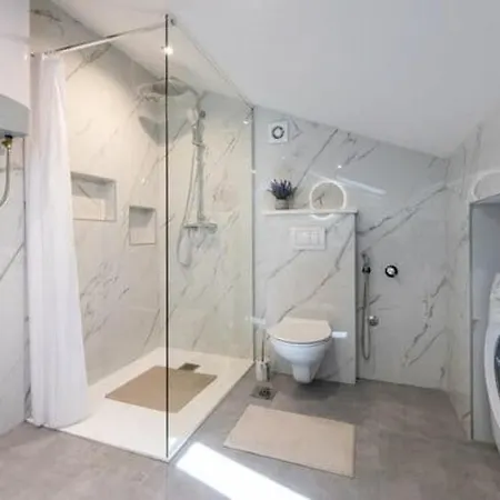 Apartment Grace 2 By Guide Peracko Blato